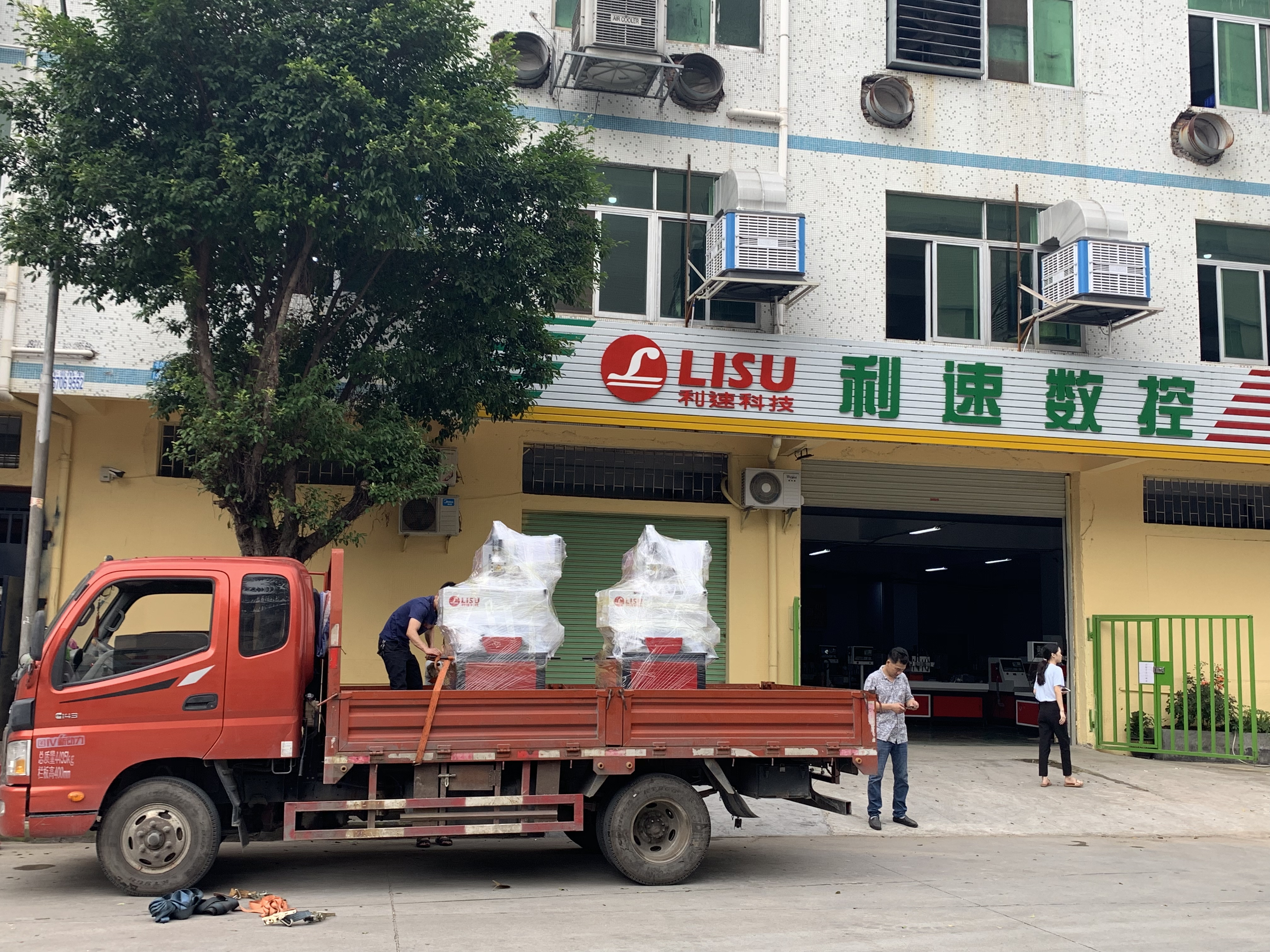 中山客戶NC-430數控五軸機出貨